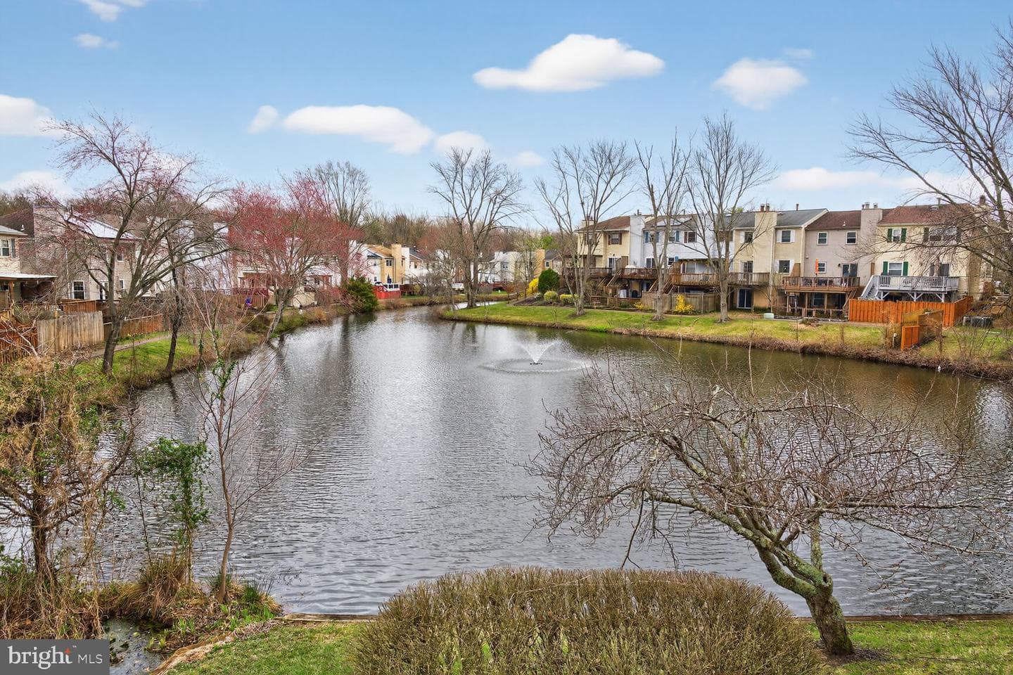 7108 Lake Cove Drive
