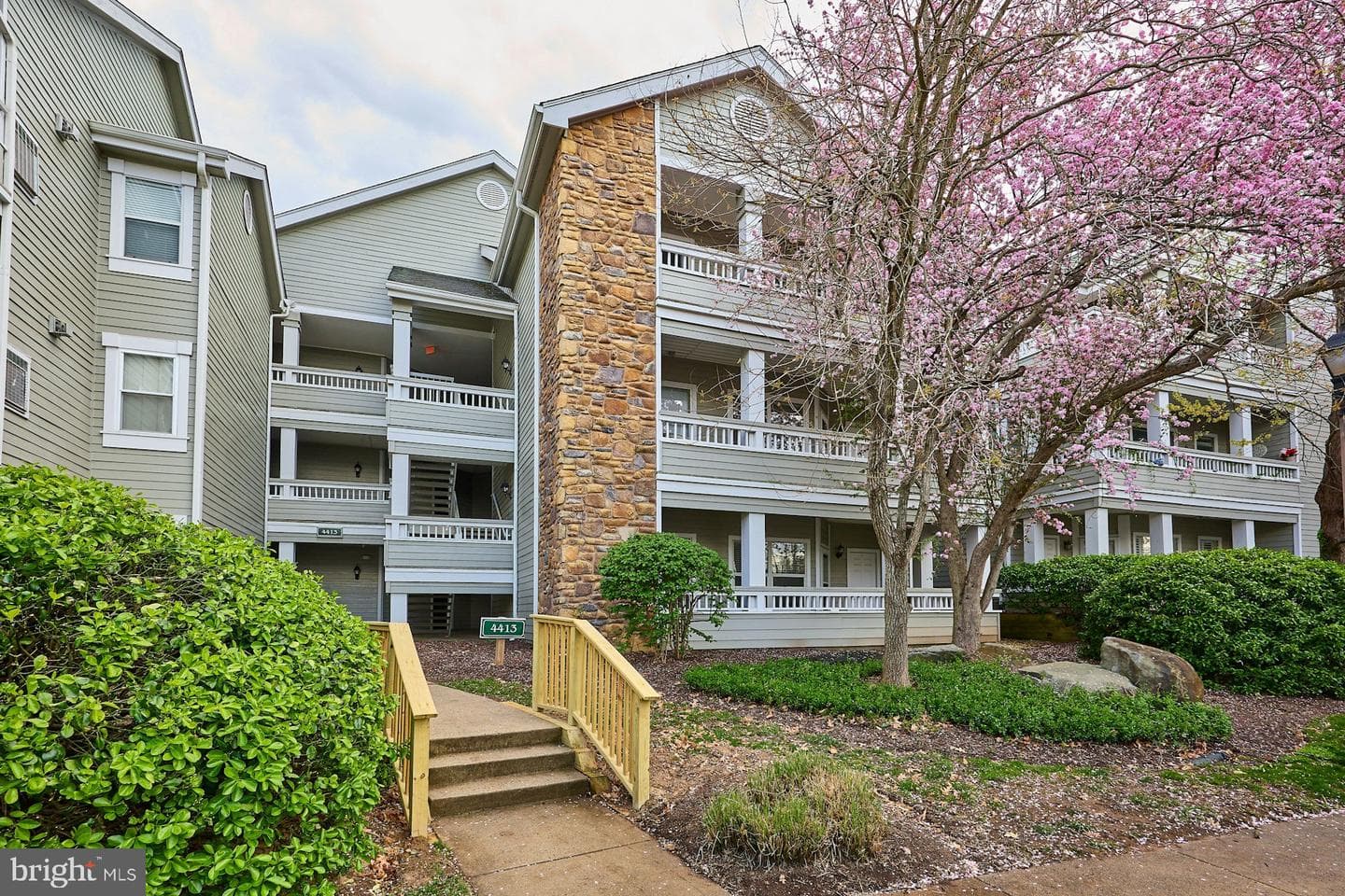 4413 Fair Stone Drive #105