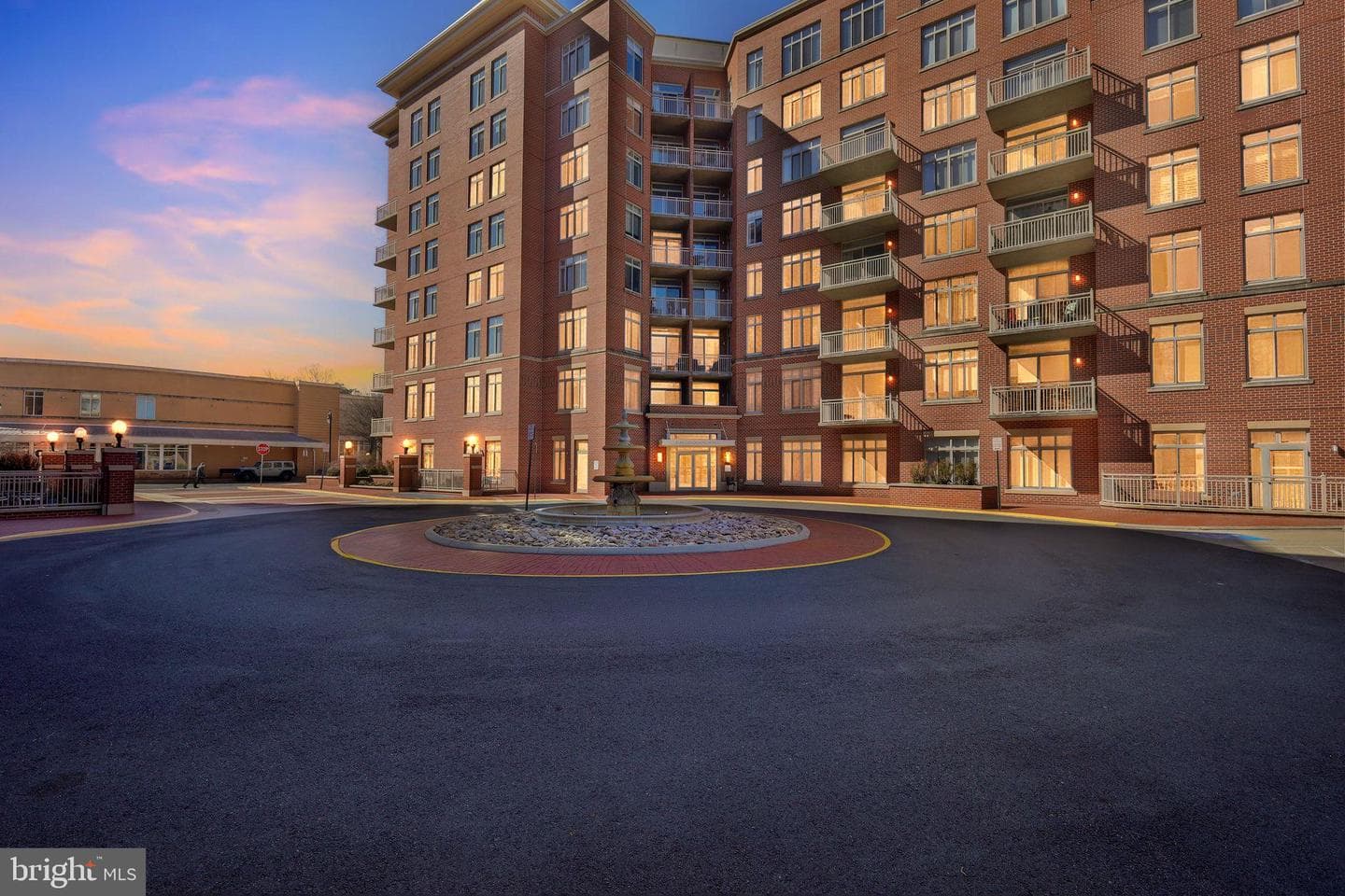 4490 Market Commons Drive #110