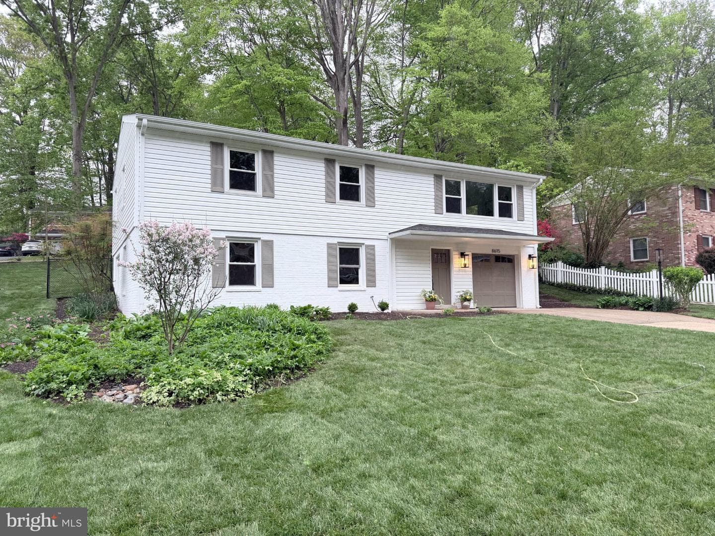 8615 Kerry Lane