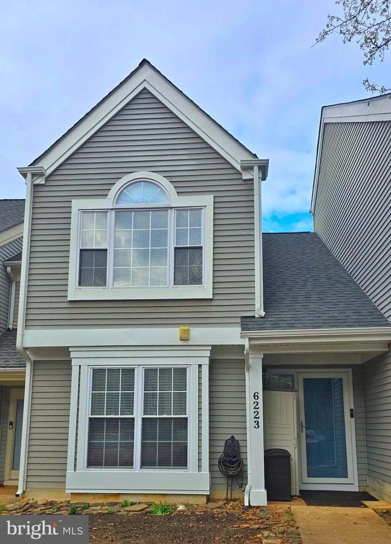 6223 Stonepath Circle photo 1