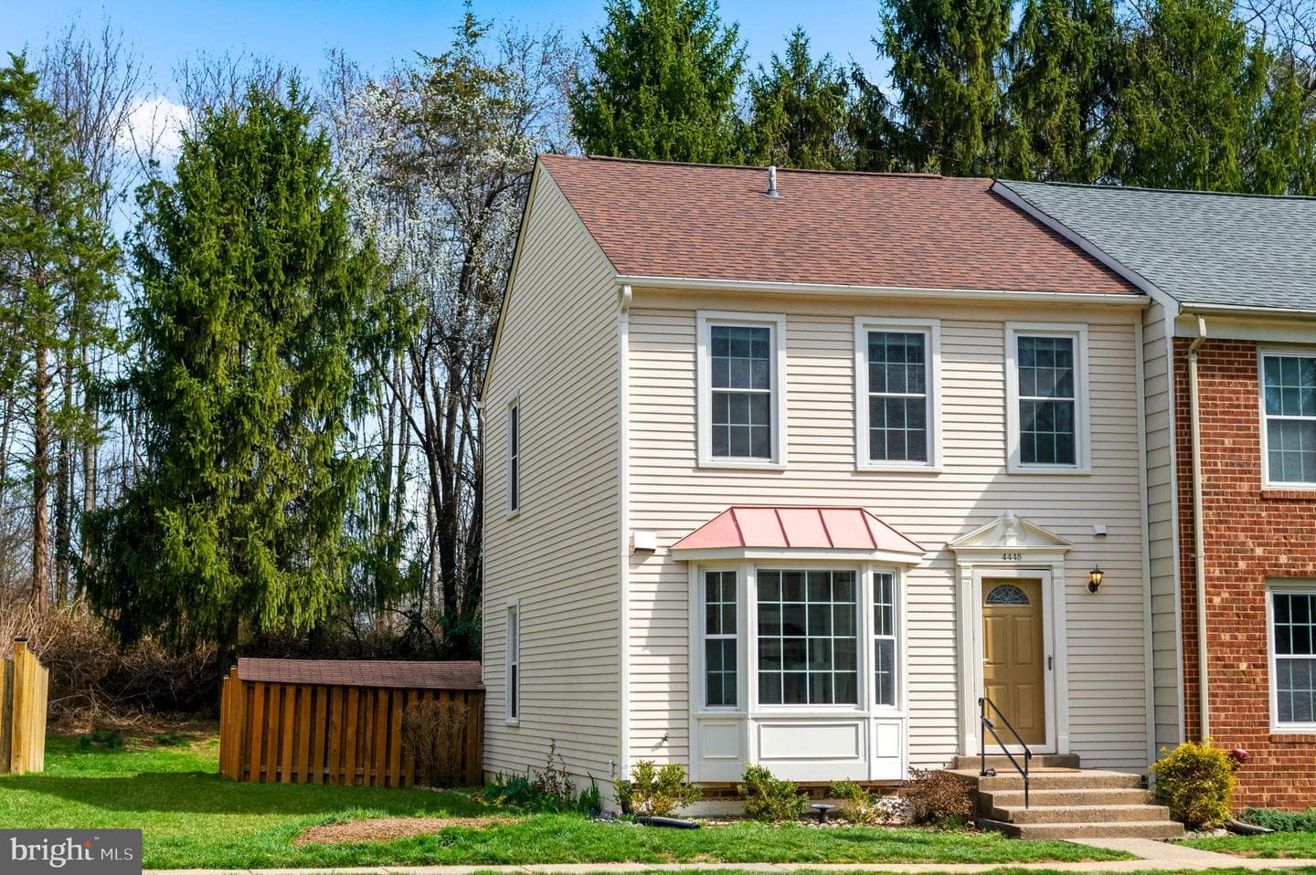 4445 Holly Avenue photo 1