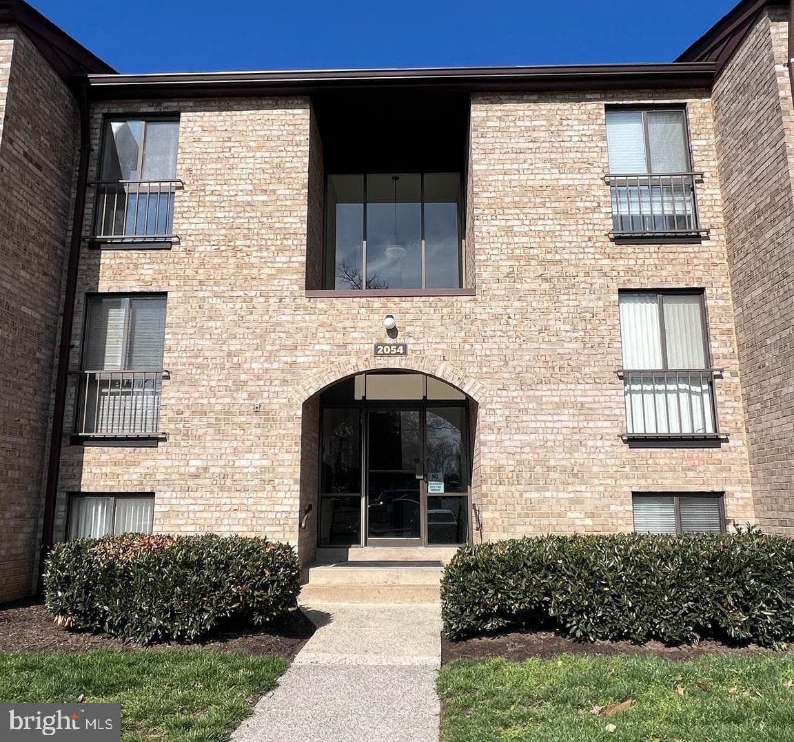 2054 Royal Fern Court #24/21b
