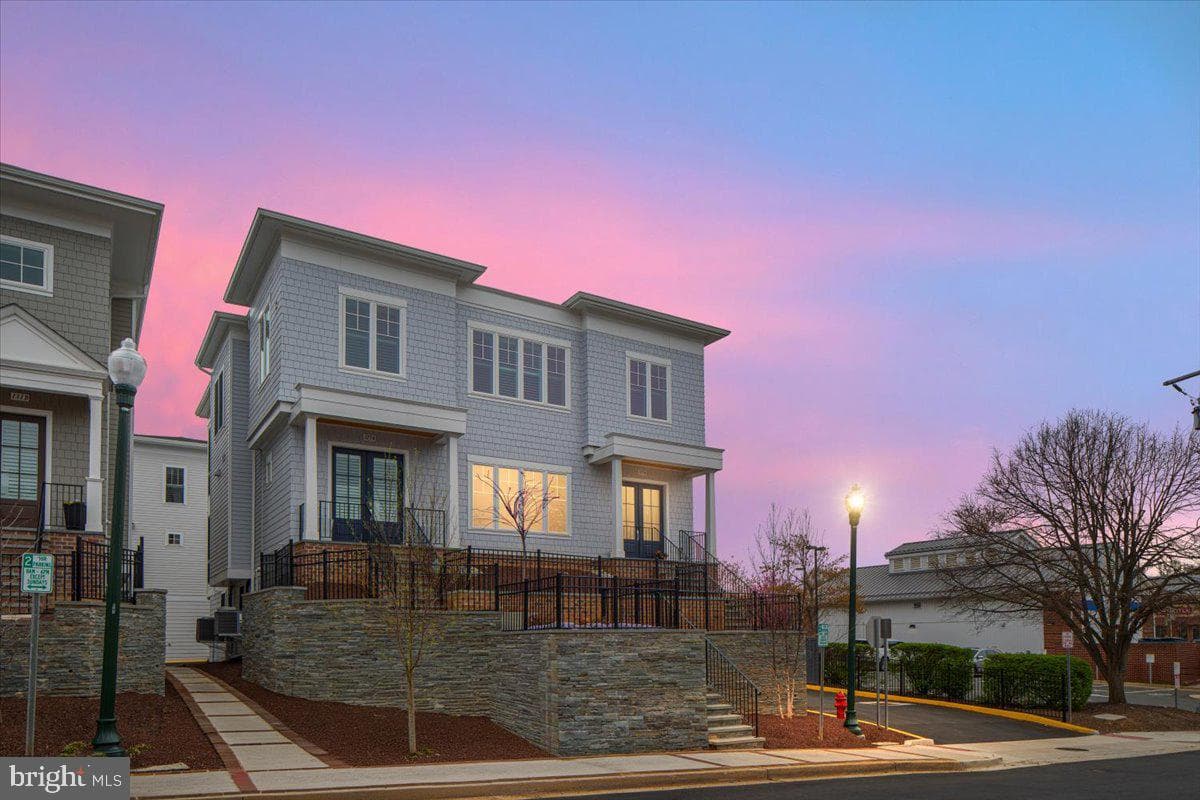 129-B Park Street NE