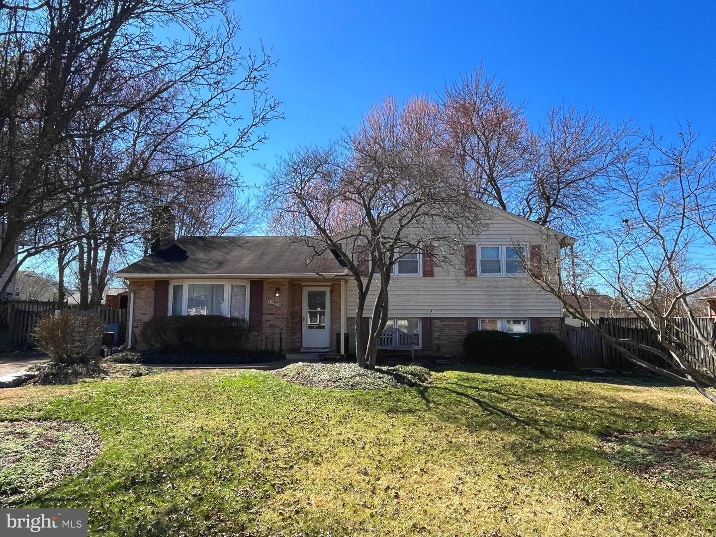 14717 Lock Drive photo 1