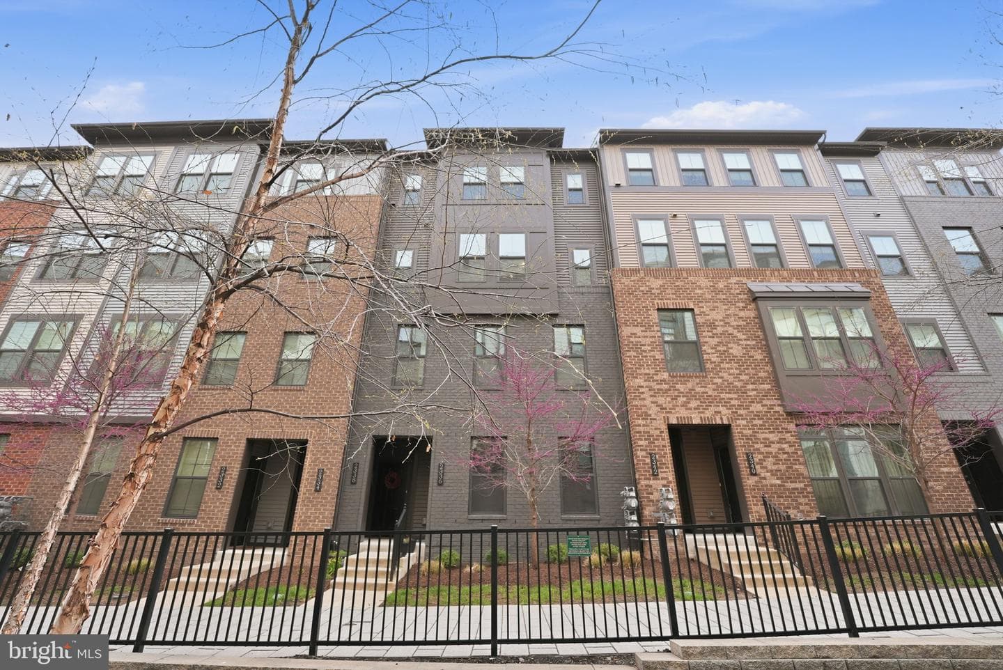 2338 Water Promenade Avenue #2f