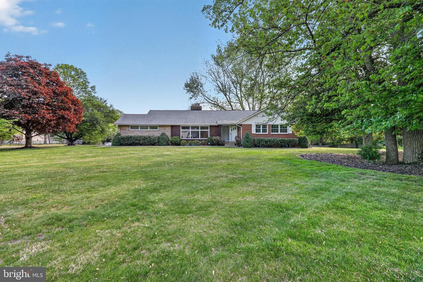 2831 Cedar Lane