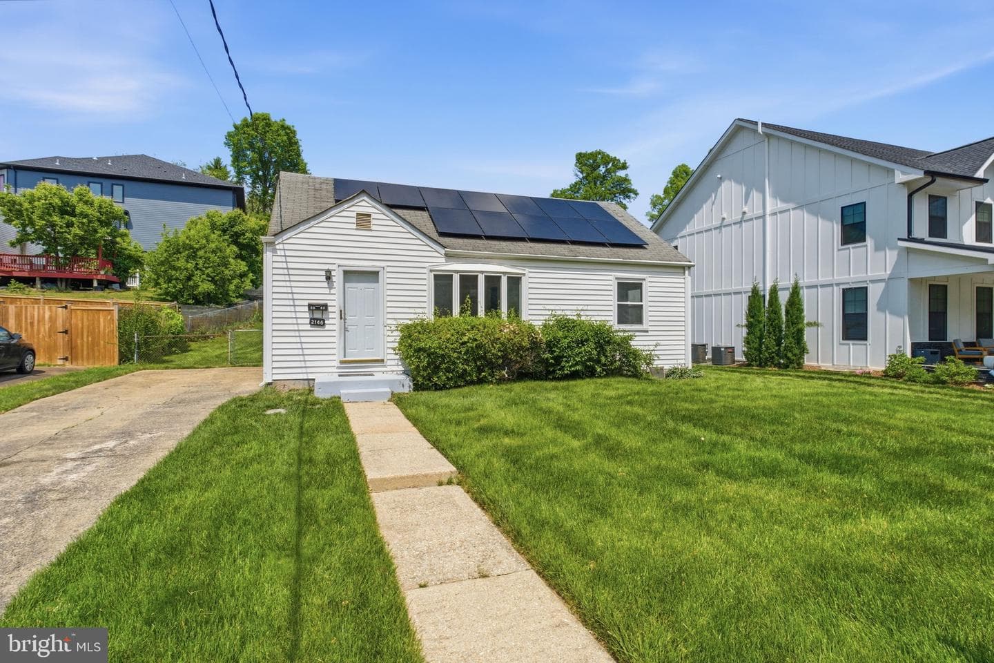 2146 Pimmit Drive photo 1