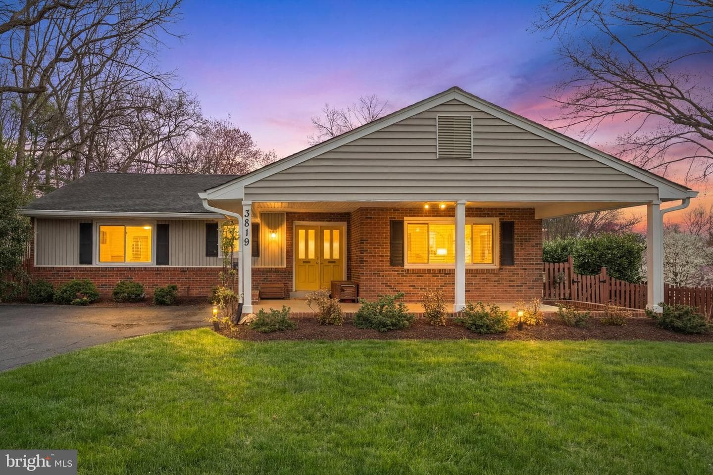 3819 Shelley Lane