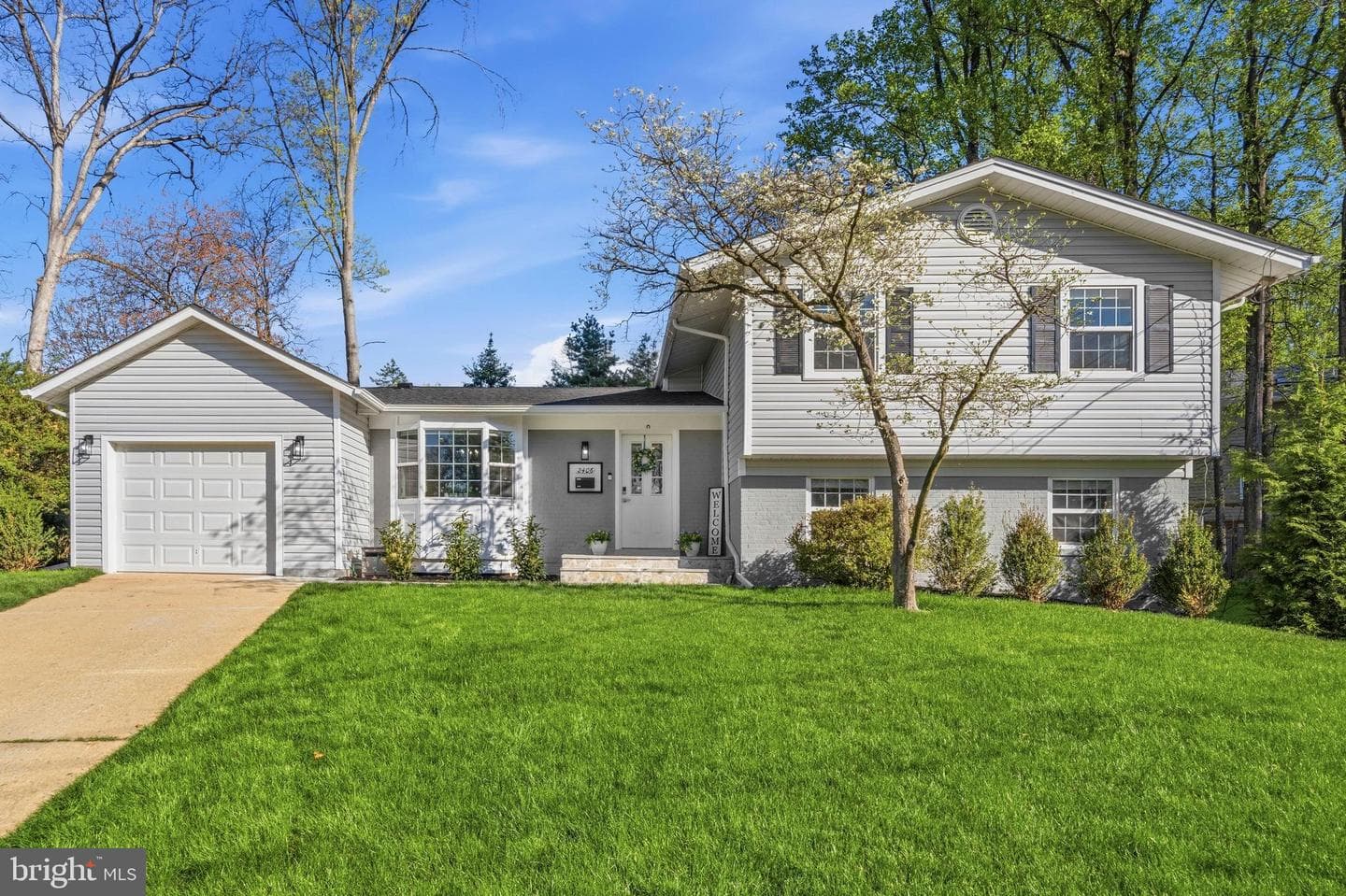 2406 Garnett Court photo 1