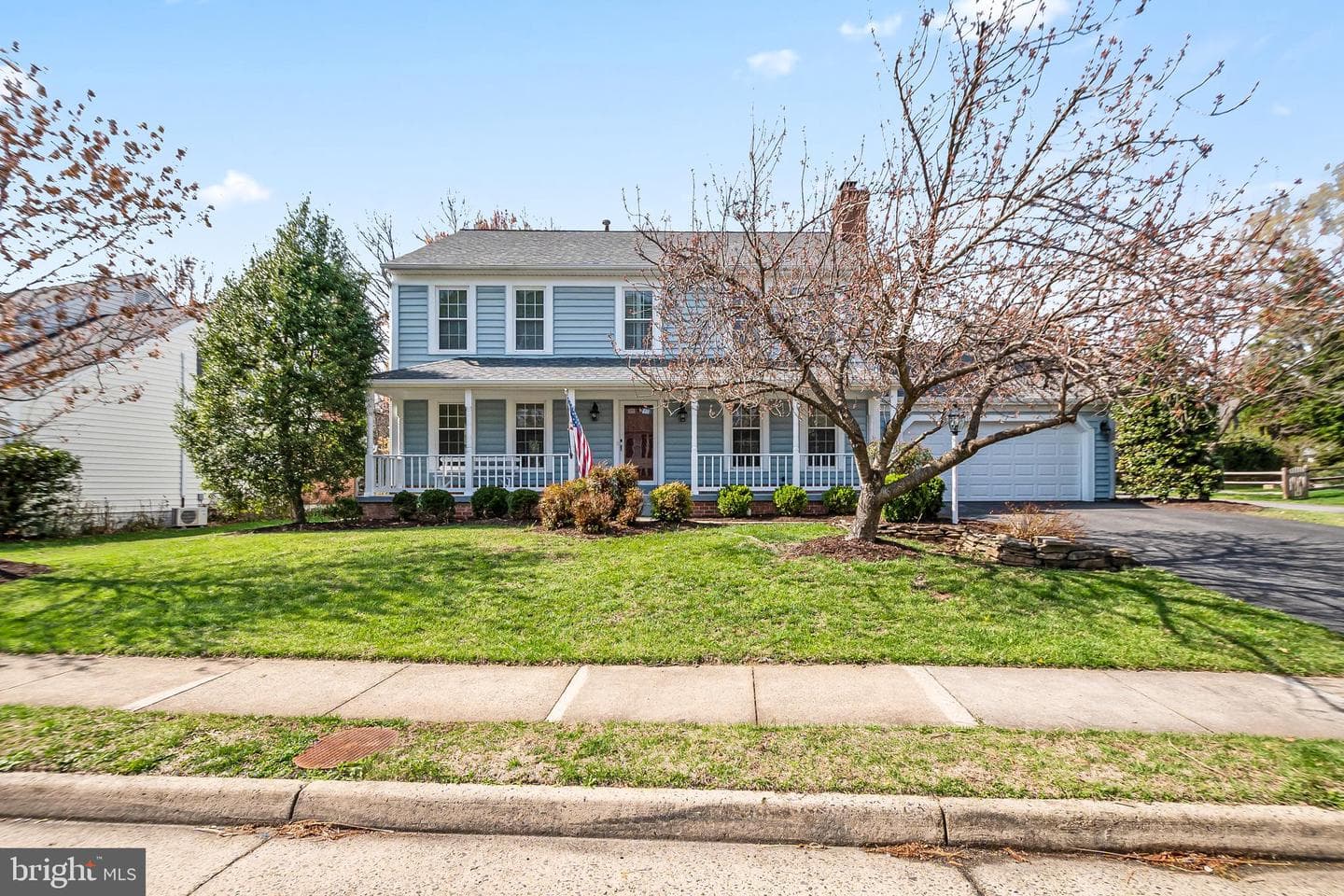 8942 Kenilworth Drive photo 1