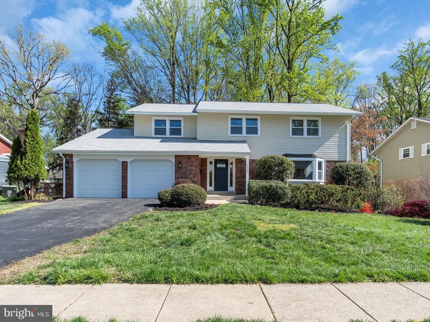 7804 Carrleigh Parkway