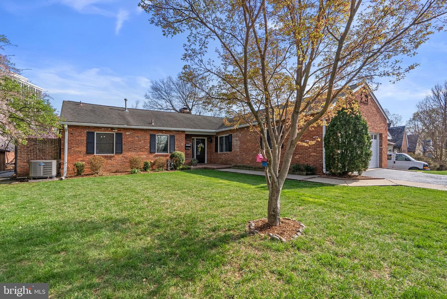 6415 Shady Lane
