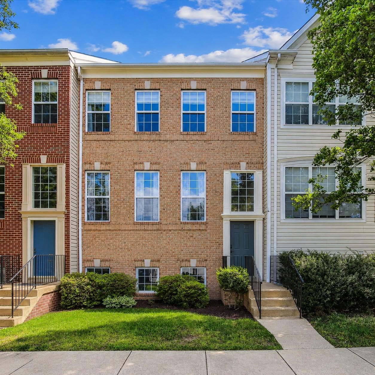 6614 Charles Green Square