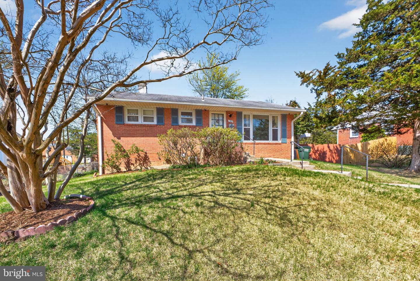7304 Fairchild Drive photo 1