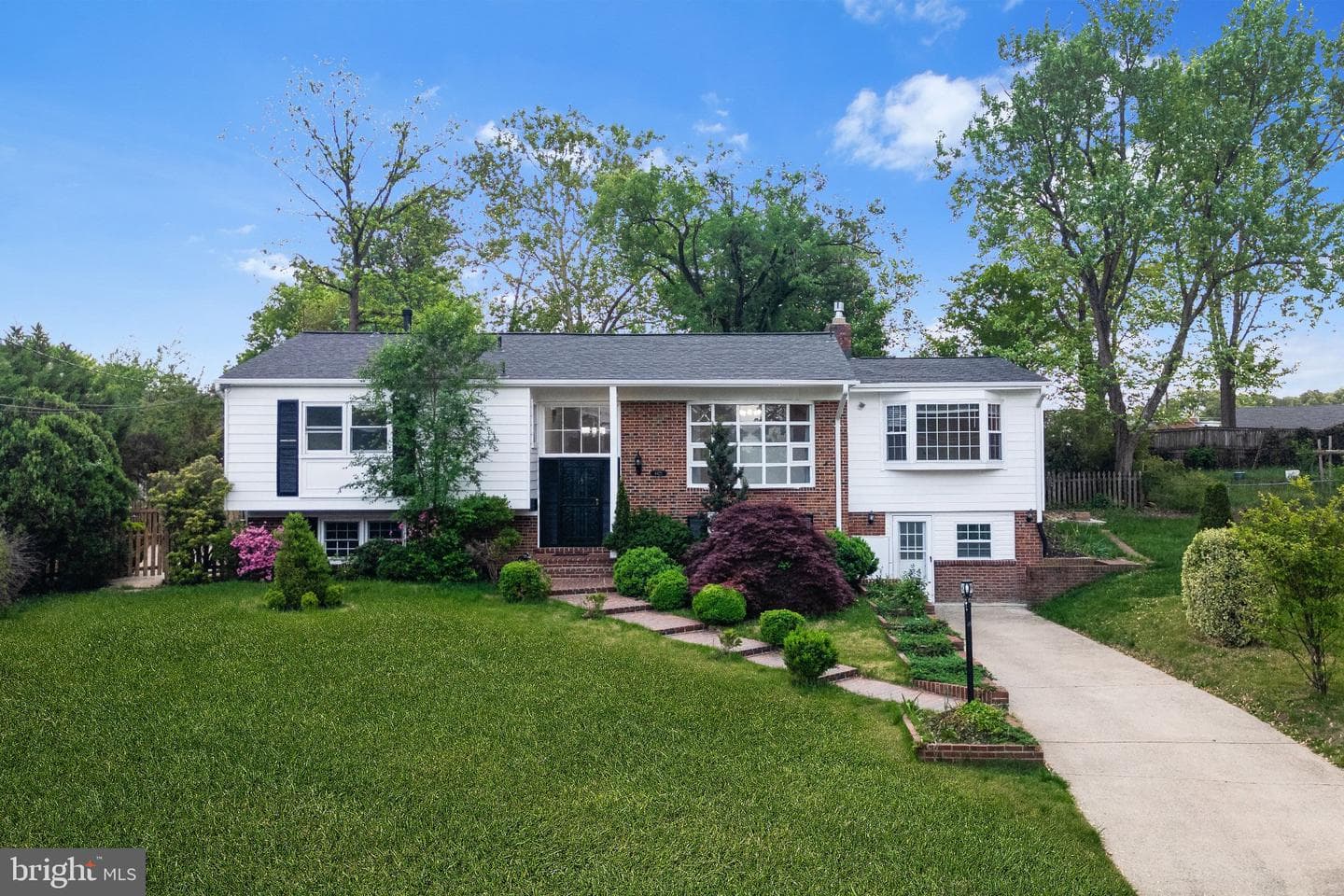 6423 Cabell Court