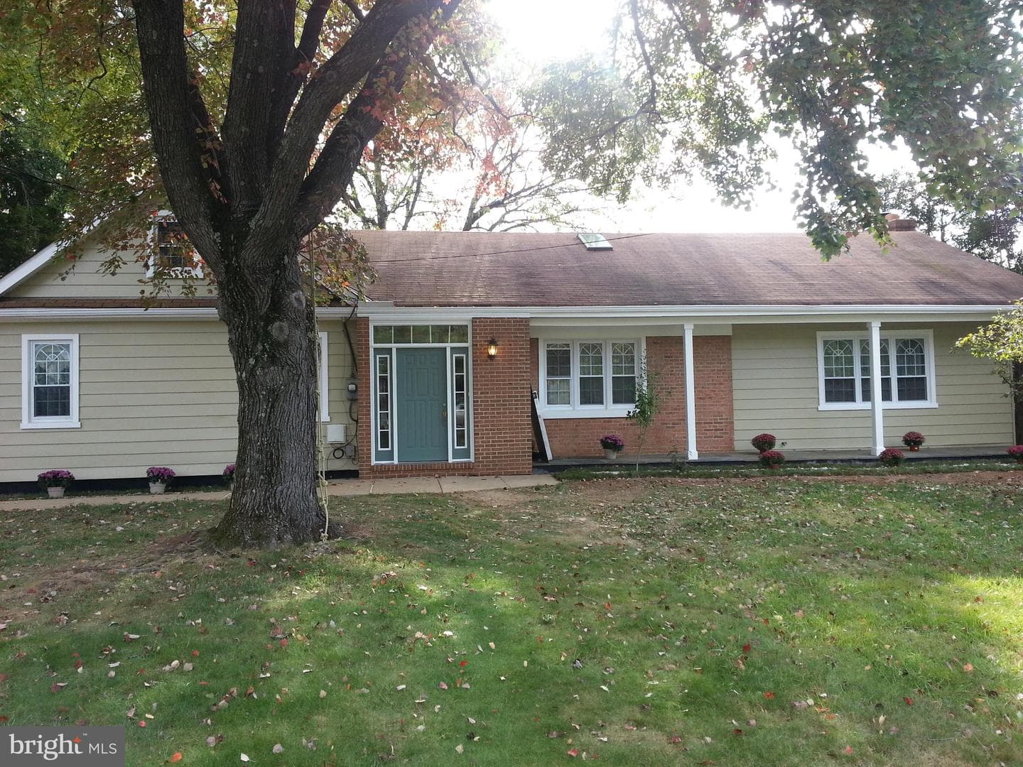 2063 Woodford Road