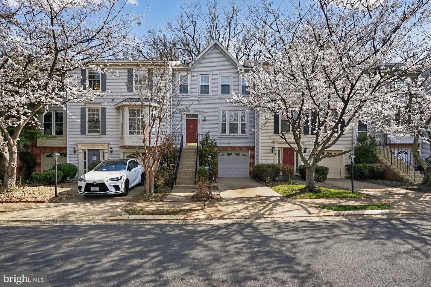 3102 Sutherland Hill Court