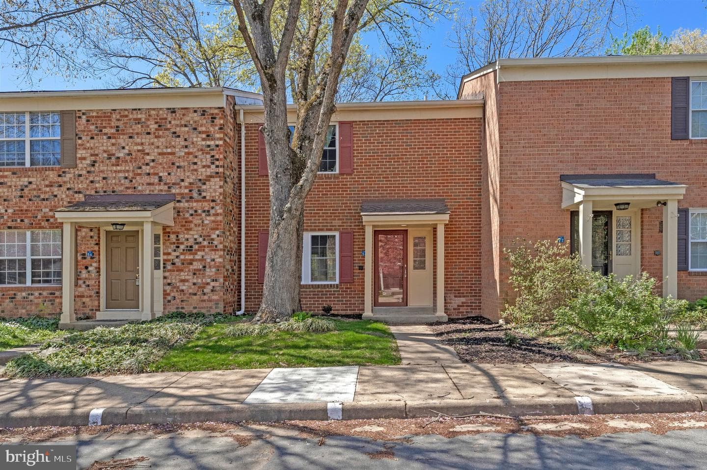 2254 Gunsmith Square photo 1