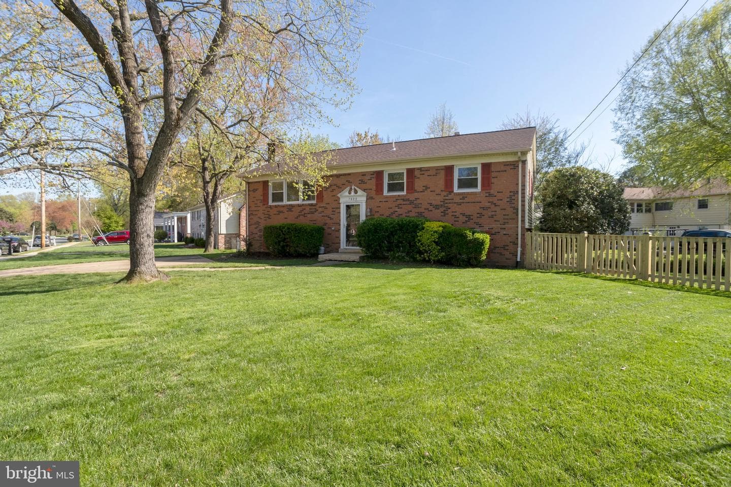 7800 Hayfield Road