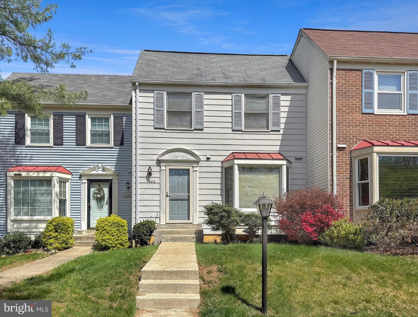 7403 Foxleigh Way photo 1