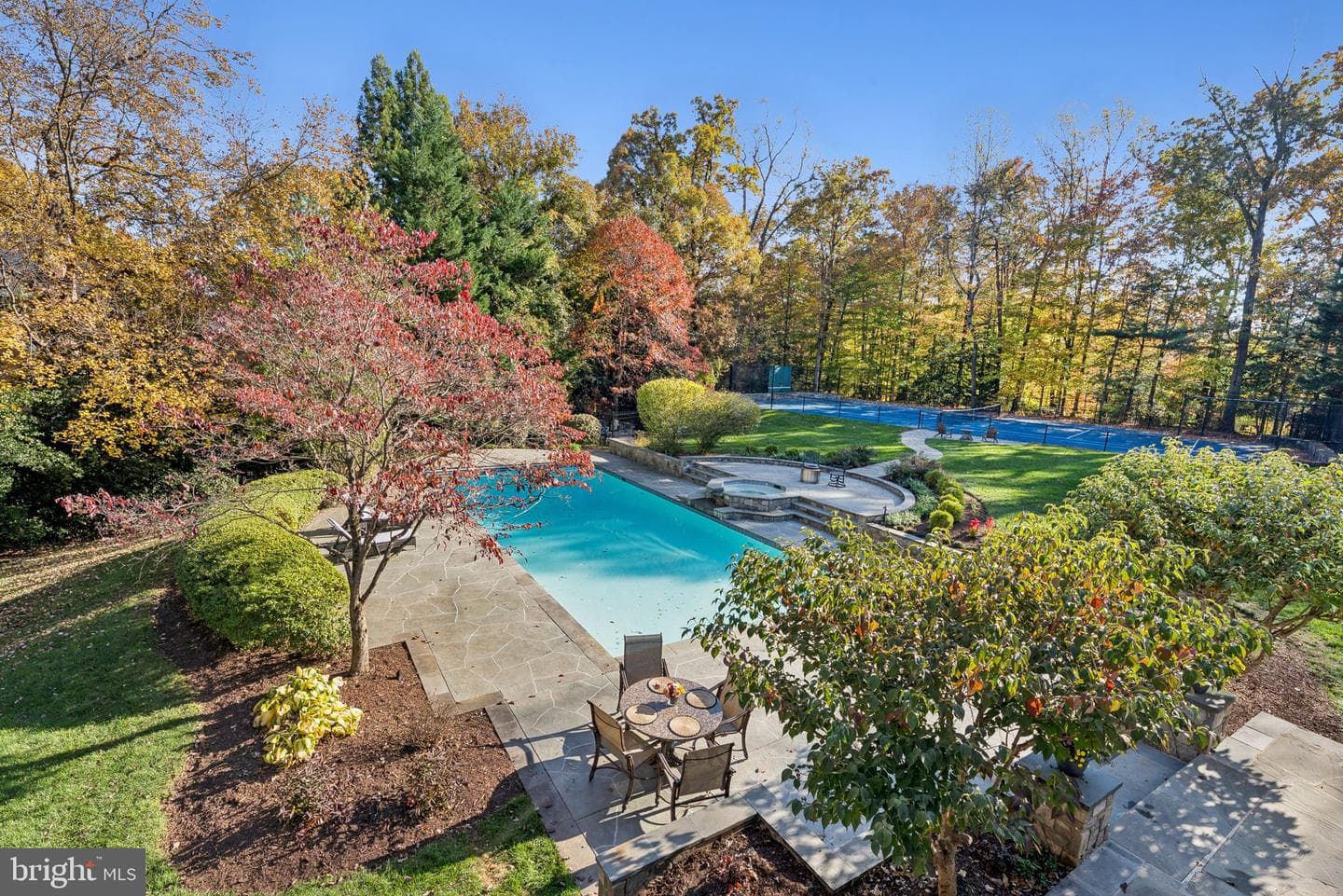 7785 Solitude Ct