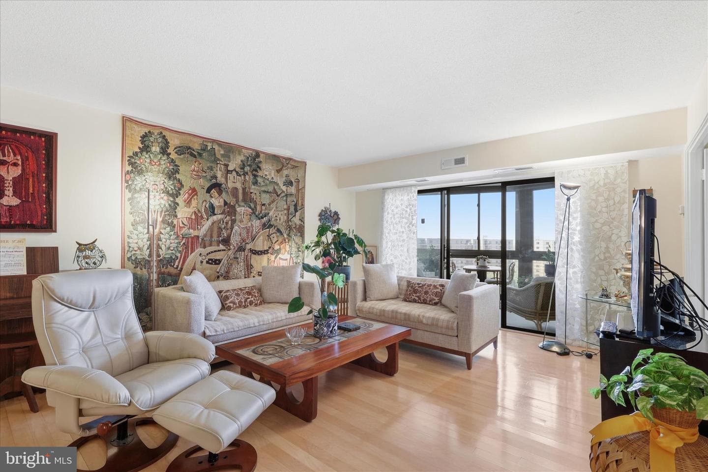 8360 Greensboro Drive #1003 photo 1