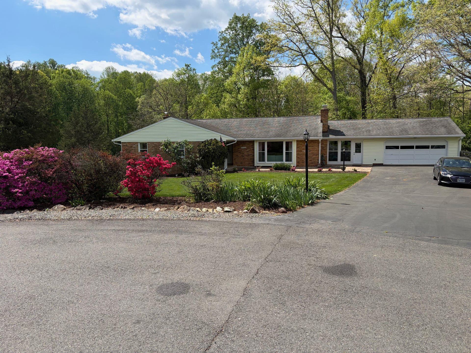 10425 Lake Ridge Drive
