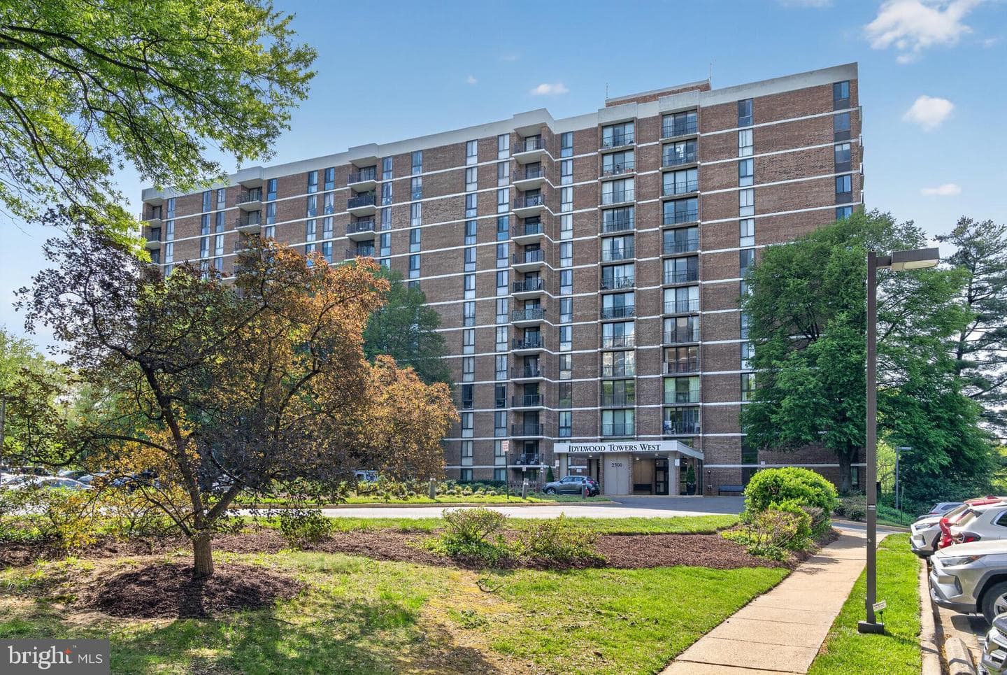 2300 Pimmit Drive #418