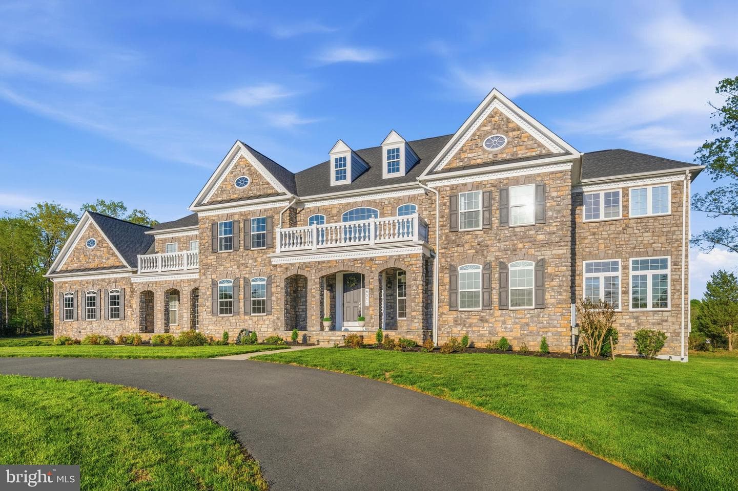 6511 Bull Run Woods Trail