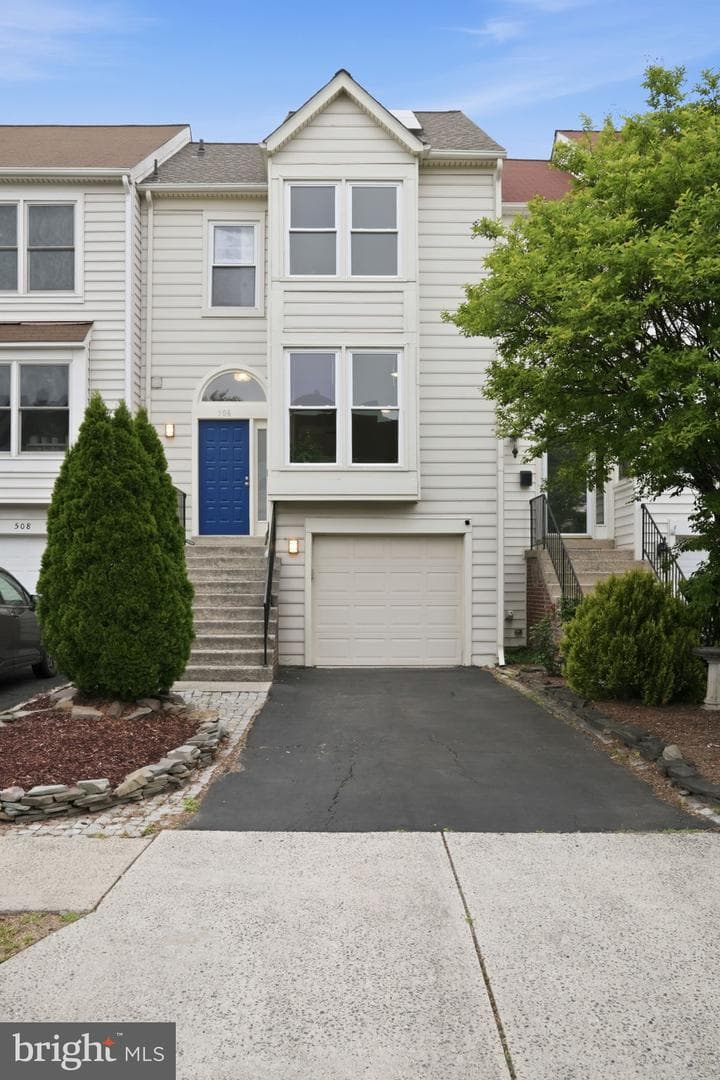 506 Dakota Drive