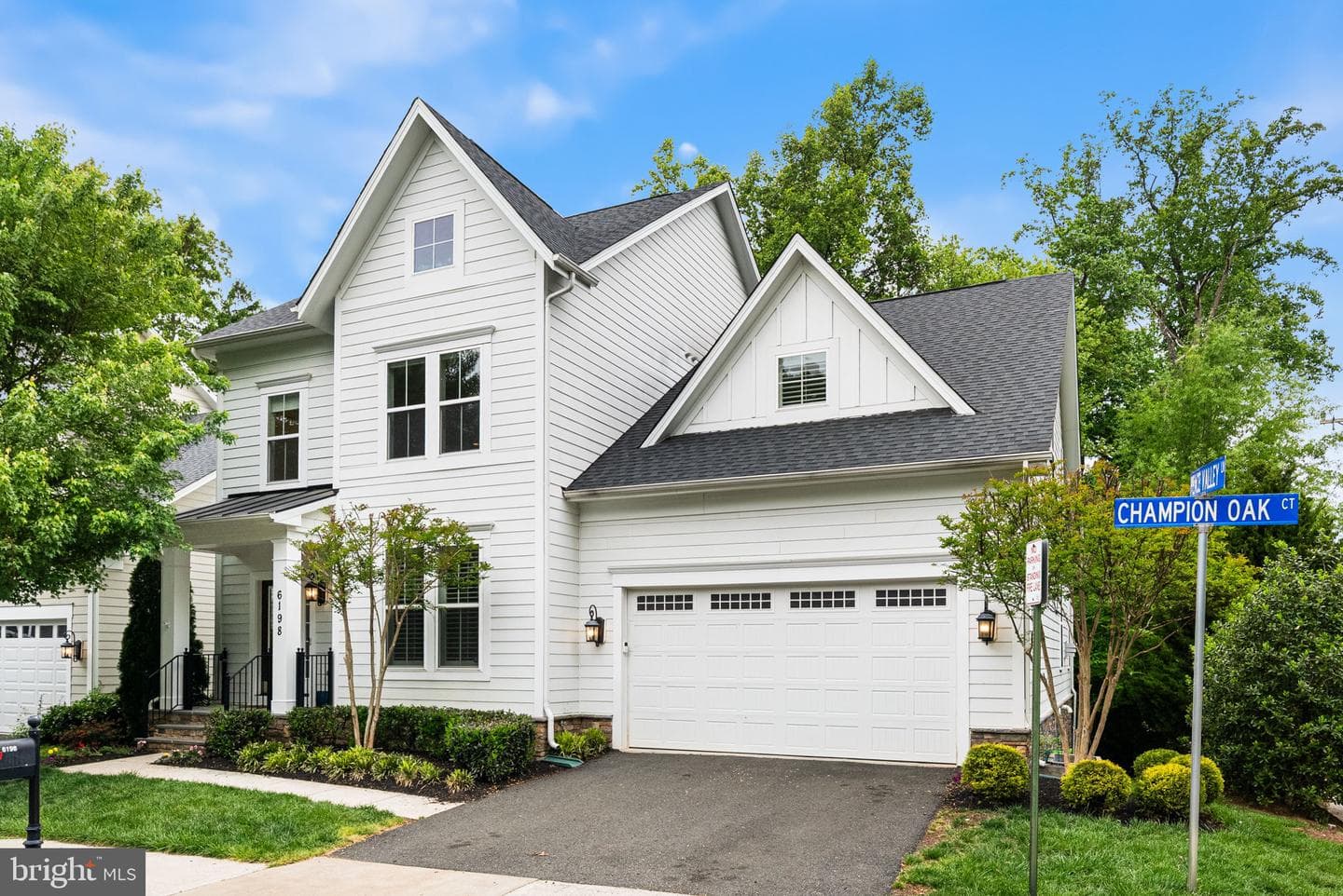 6198 Champion Oak Court