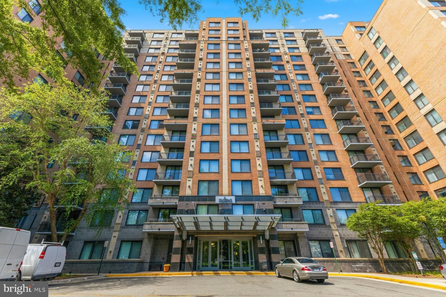 2451 Midtown Avenue #1520 photo 1