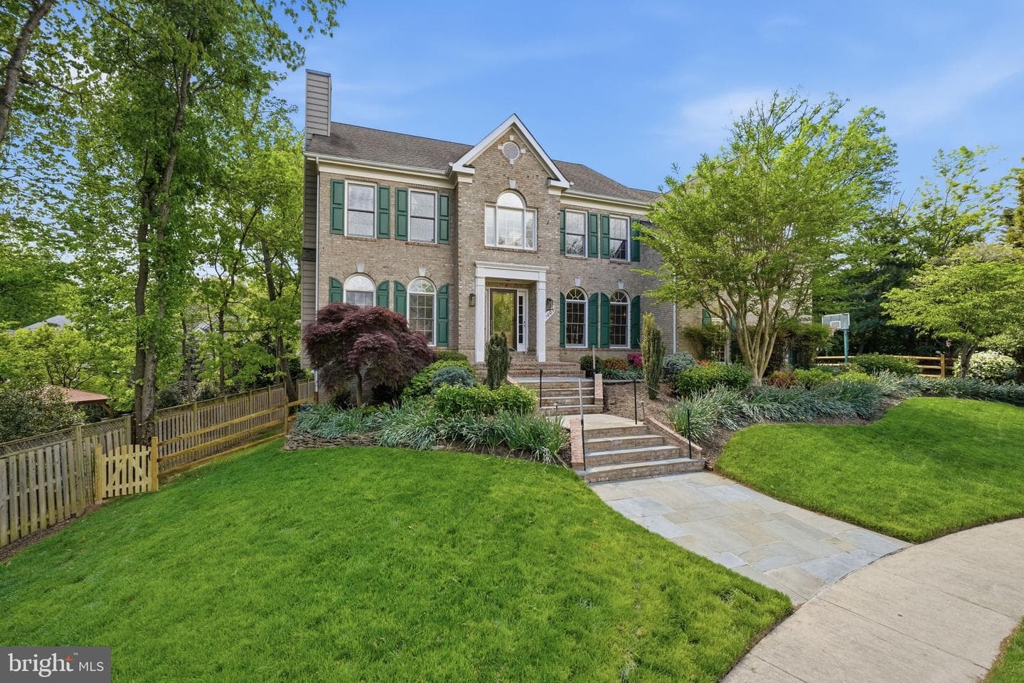 1605 Lupine Den Court