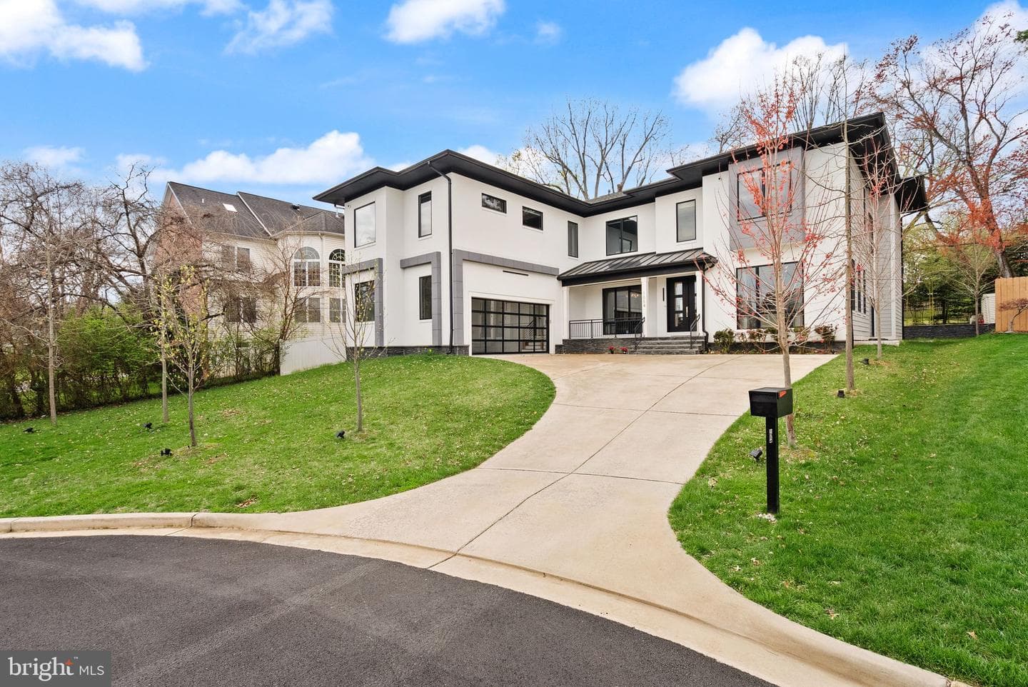 1054 Kinglet Court, McLean