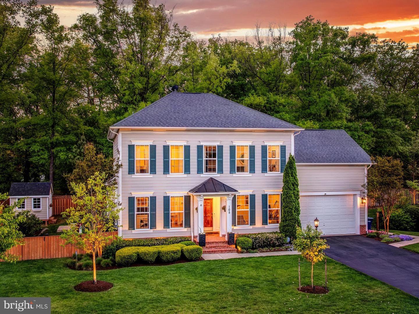 105 Heglar Oaks Court