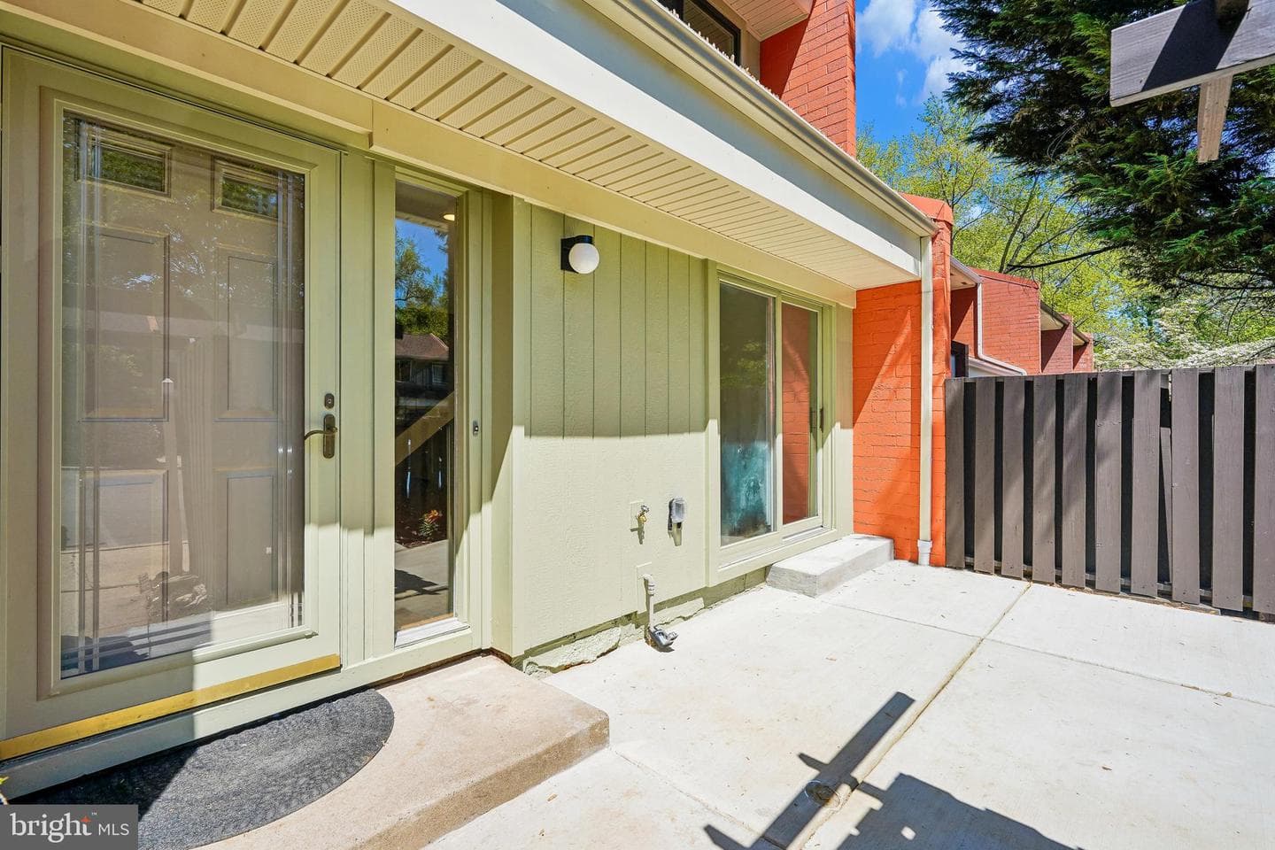 1309 Northgate Square photo 1