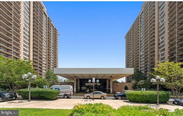 3701 S George Mason Drive #1510n photo 1