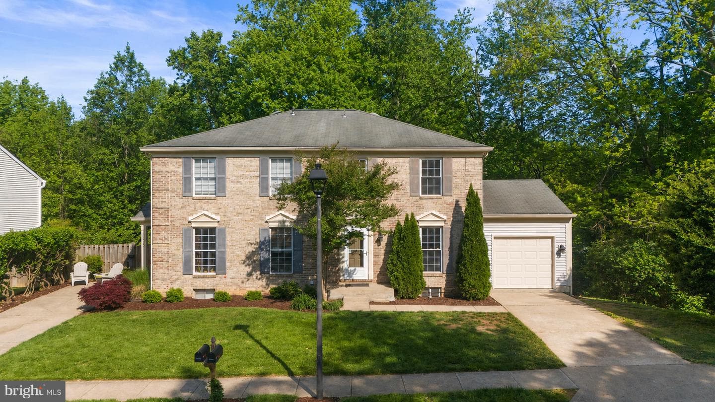 5926 Powells Landing Road