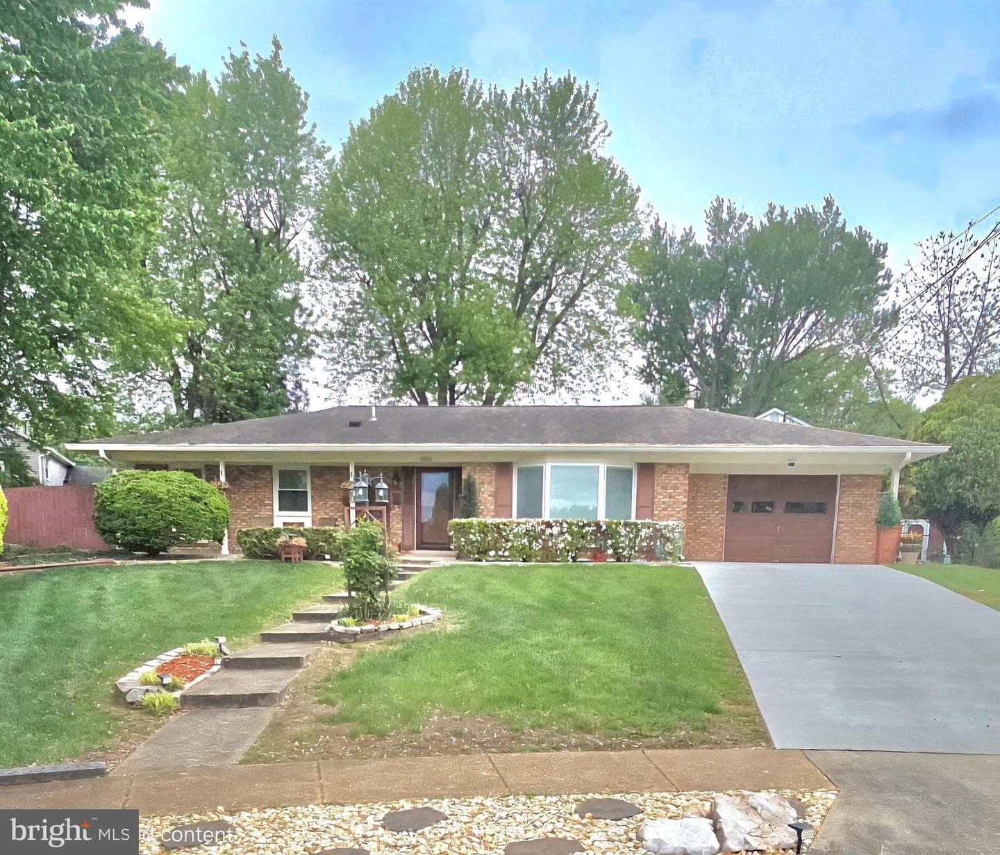 5813 Ashfield Road