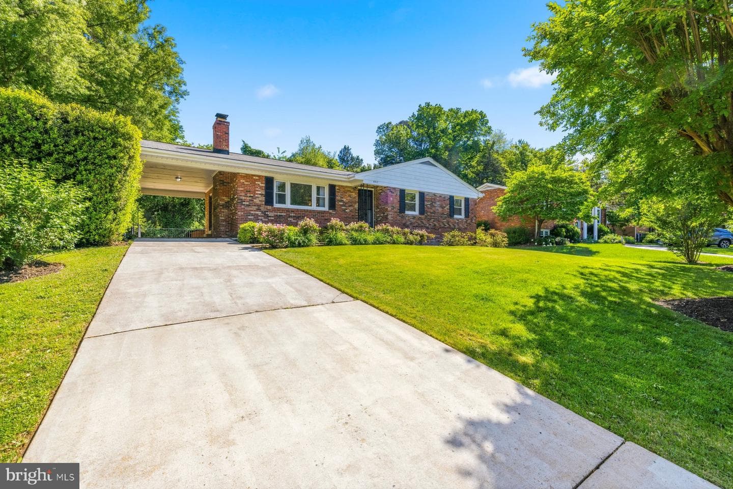 8311 W Boulevard Drive