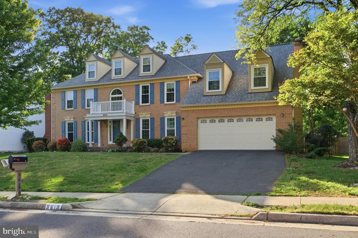 8619 Oak Chase Circle
