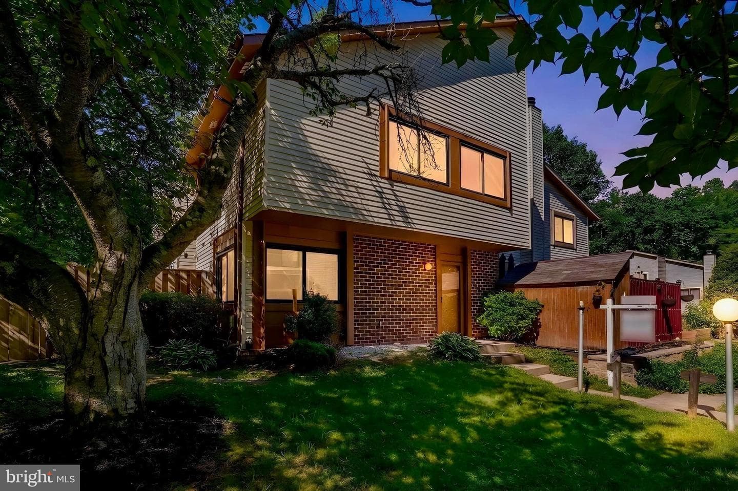 5693 Summer Oak Way photo 1