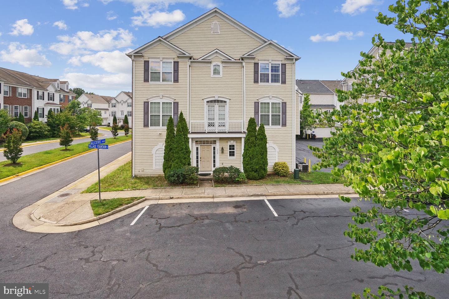 5066 Village Fountain Place