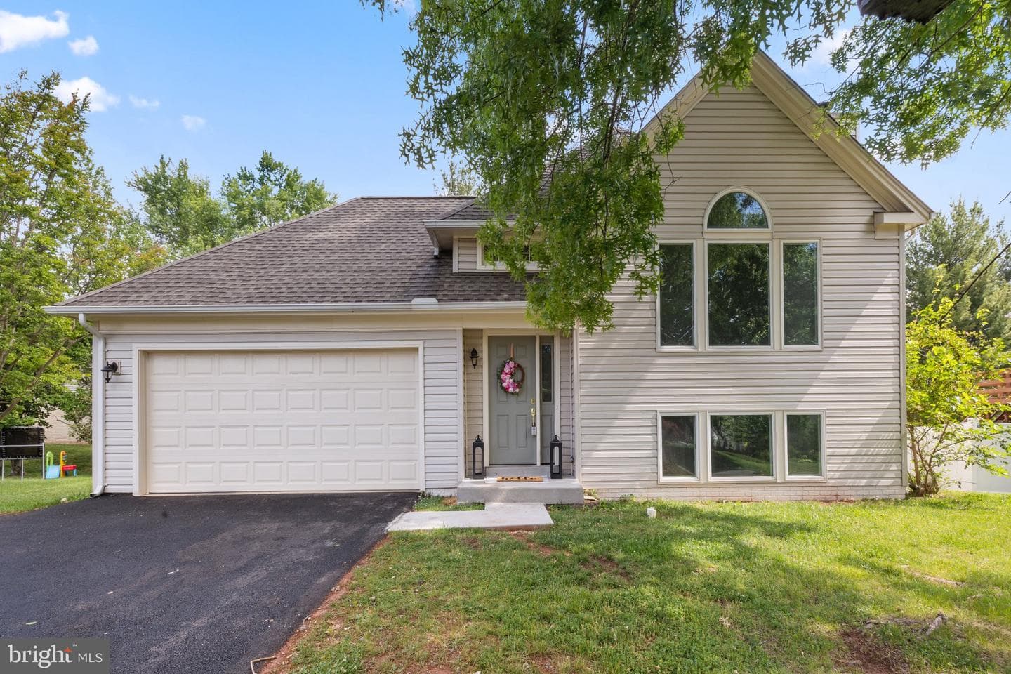 14516 Oak Cluster Drive photo 1