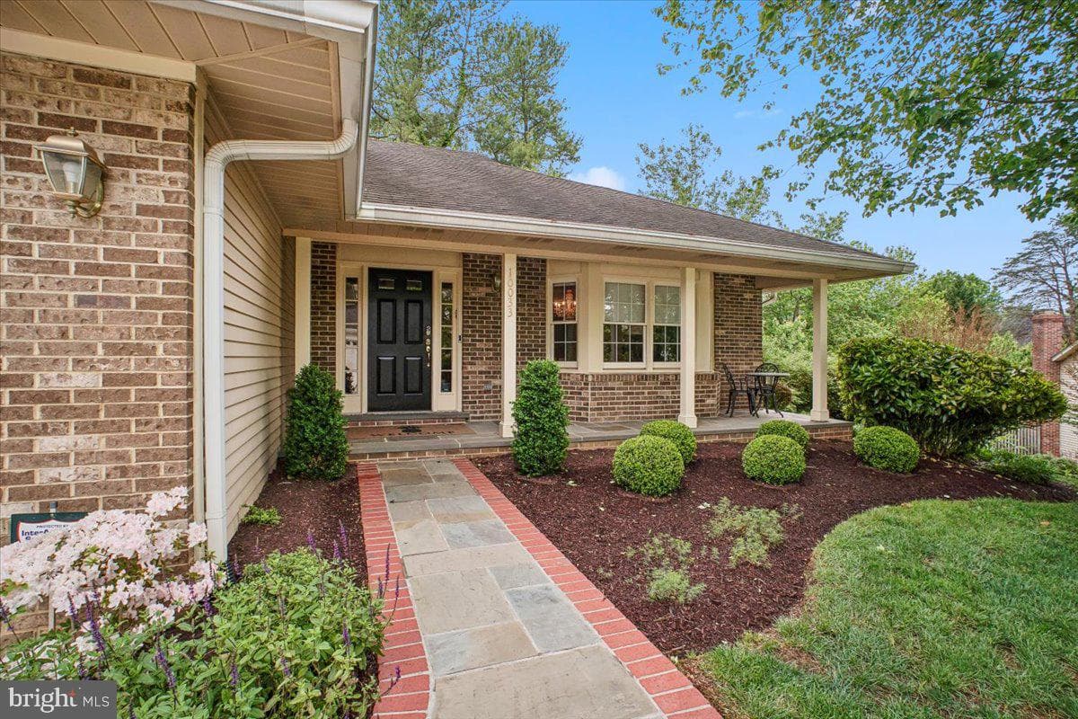 10033 Glencroft Court
