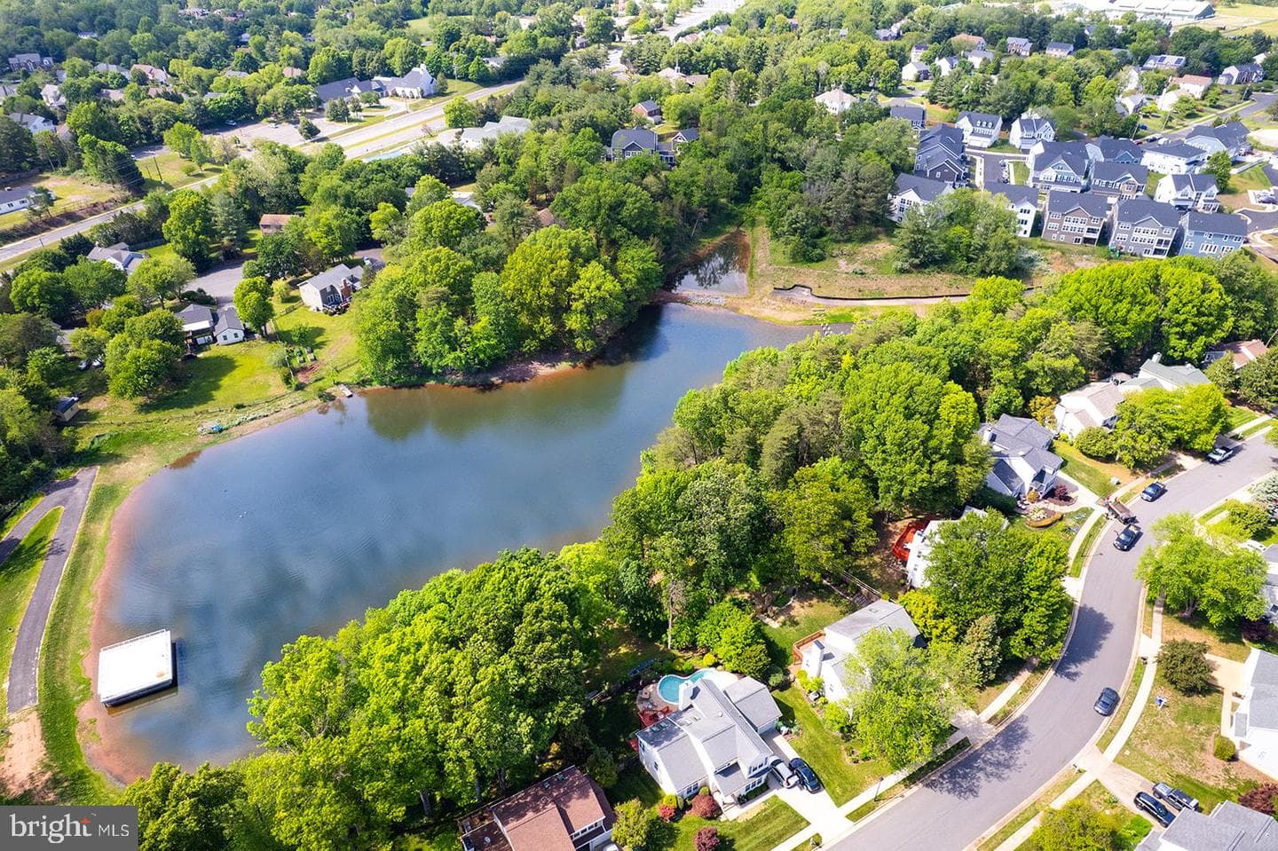 13484 Lake Shore