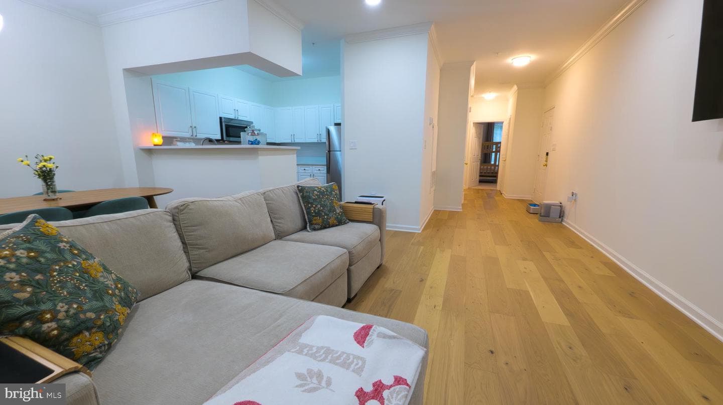 12903 Alton Square #103