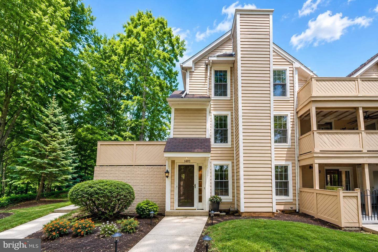 1495 Church Hill Place photo 1