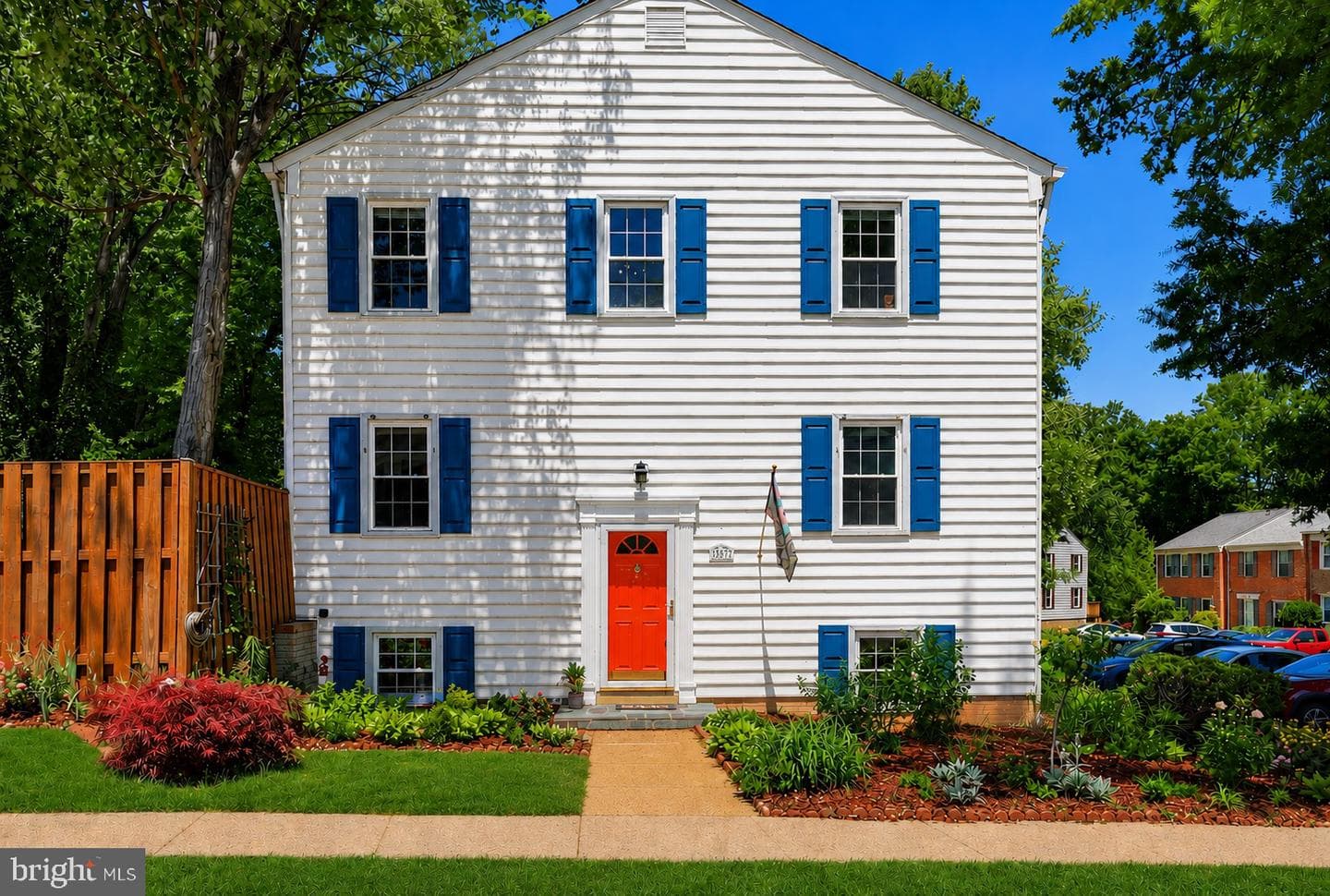 5433 Lighthouse Lane